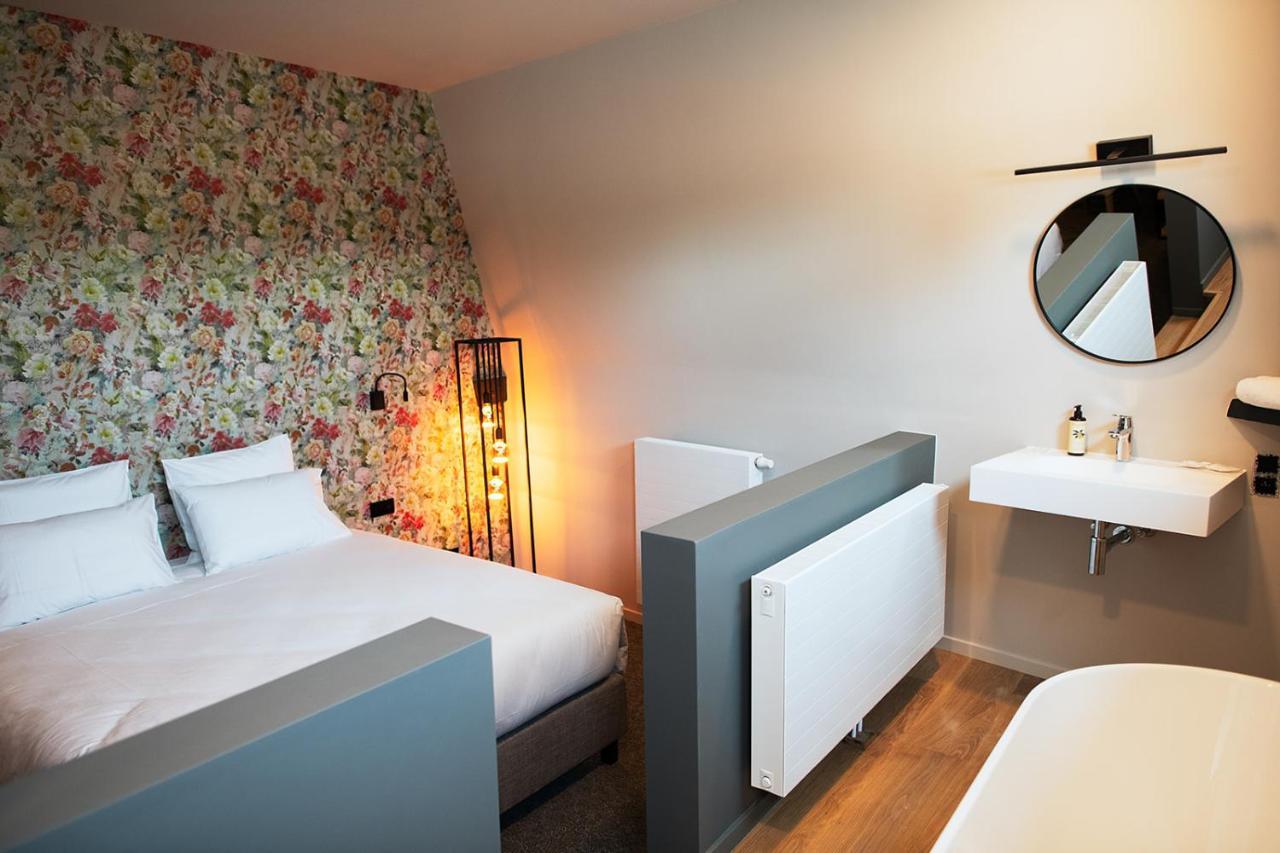 Hotel De La Poste Ellezelles エクステリア 写真